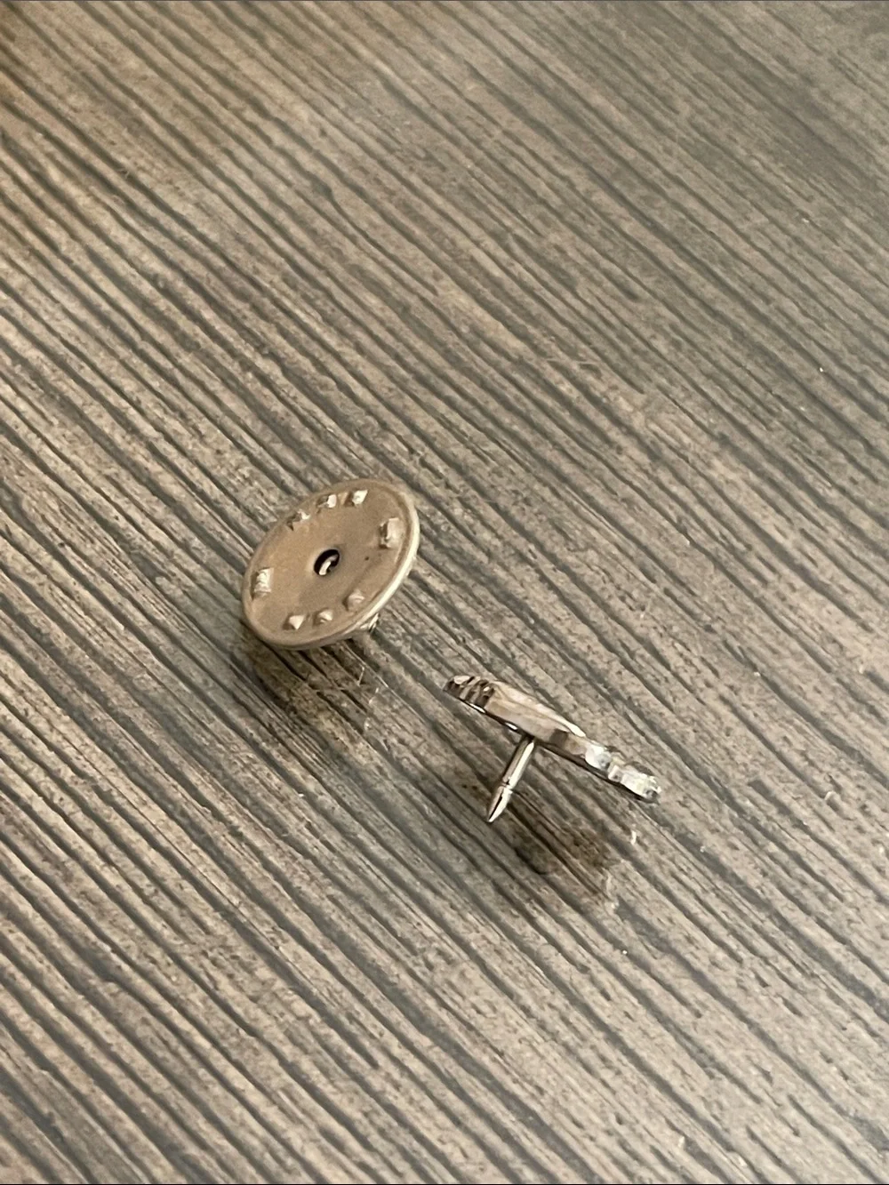 Vintage “God Answers Prayer” Silver-tone Praying Hands Pin